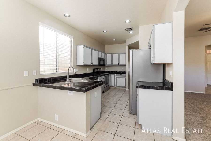 9861 N Western Sky Pl - Photo 7 of 20