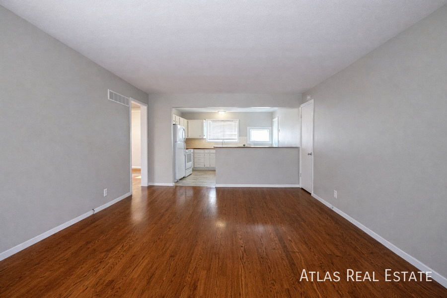 6646 Maywood Ave #A - Photo 7 of 14