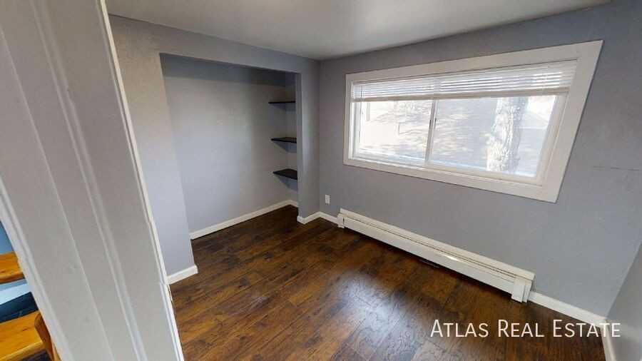 406 S 10th St #3 - Photo 4 of 19