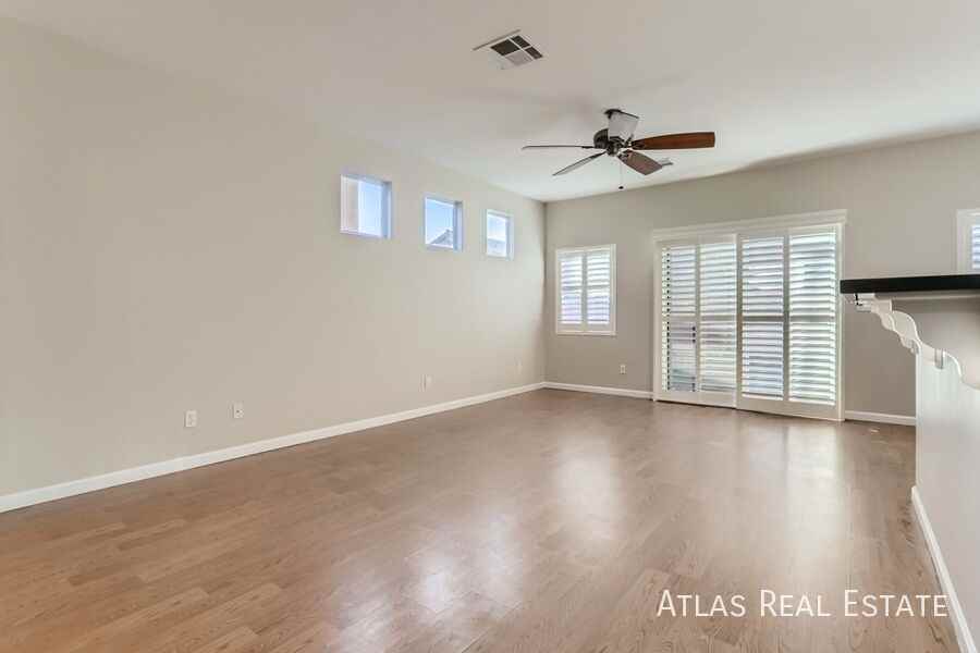 3749 Gallowtree Ave - Photo 4 of 17