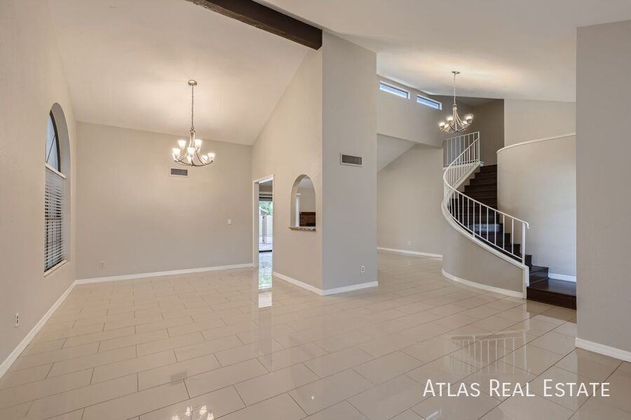 5337 W Desert Hills Dr - Photo 6 of 30