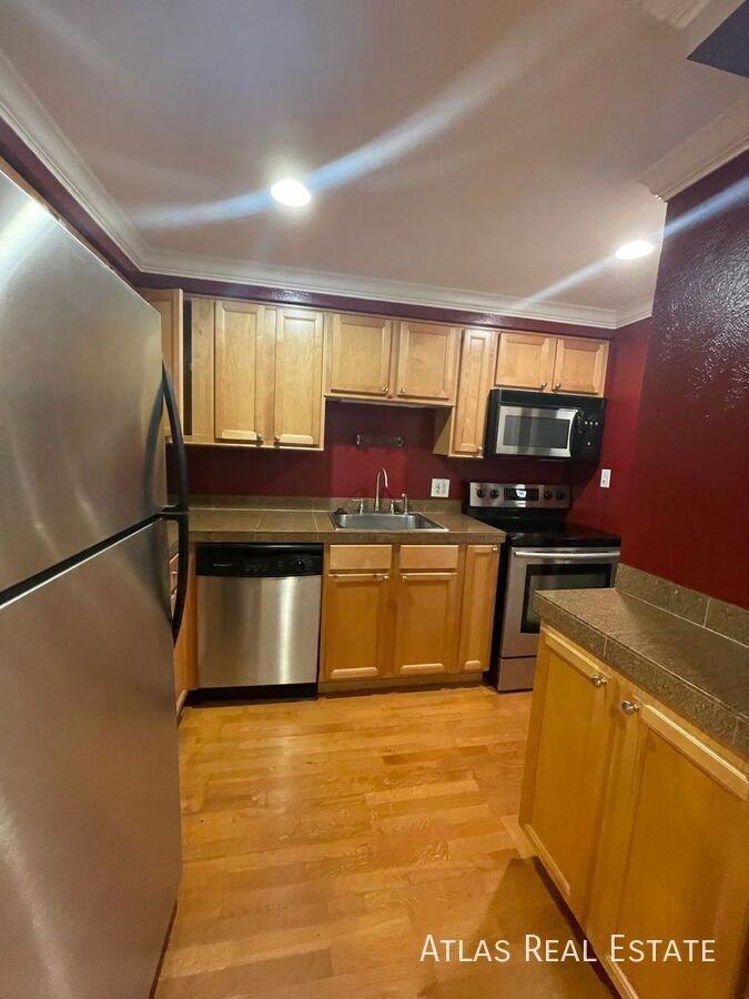 36 N Emerson St - Photo 5 of 12