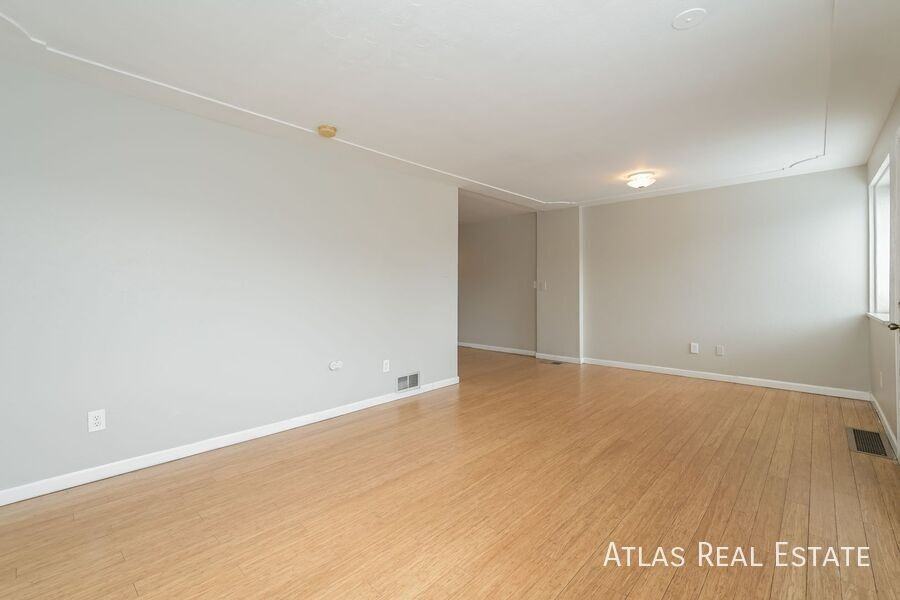 1523 W 34th Ave - Photo 3 of 15