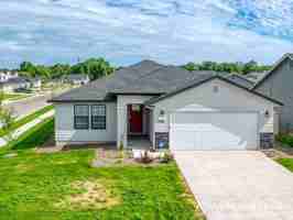 featured image of 1758 E Eddington St