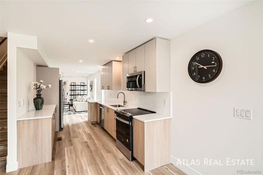 115 W 2nd Ave #104 - Photo 3 of 28