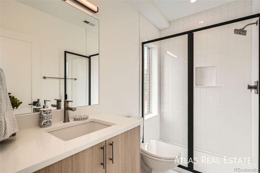 115 W 2nd Ave #104 - Photo 5 of 28