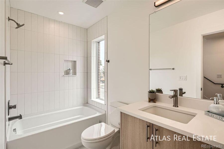 115 W 2nd Ave #104 - Photo 6 of 28