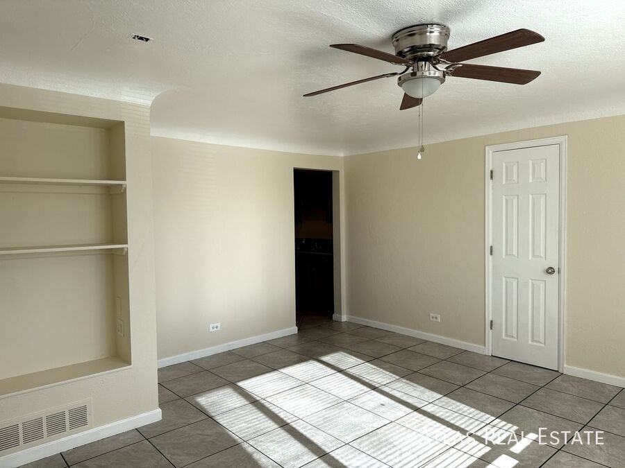 1536 Uinta St - Photo 2 of 16