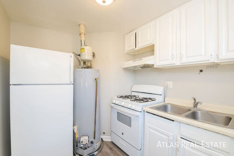 7387 Oneida Dr - Photo 6 of 10