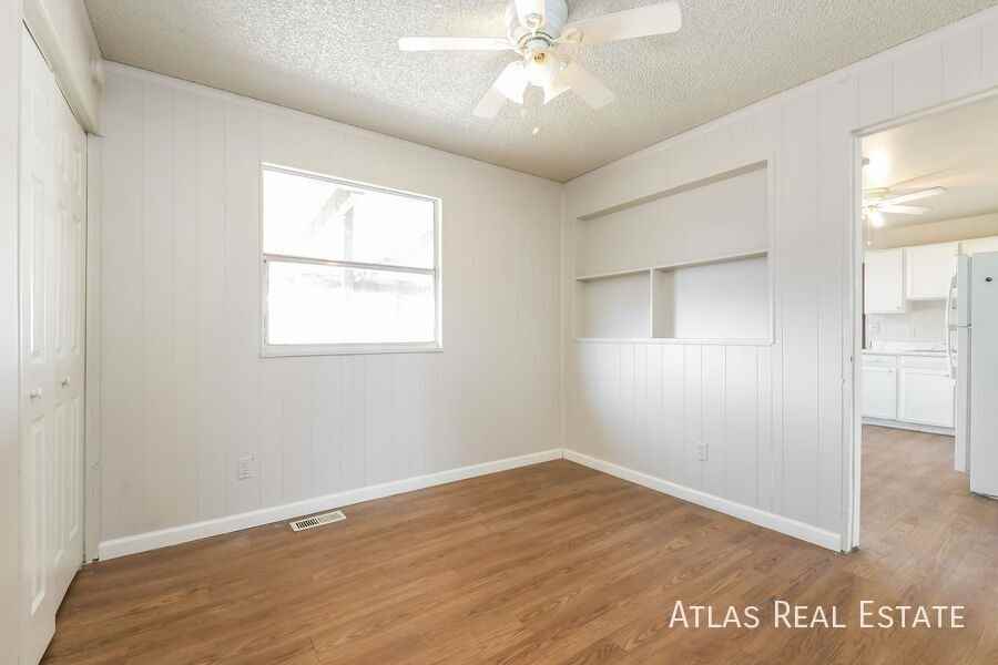 5533 Xanadu St - Photo 2 of 10