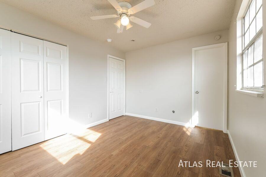 5533 Xanadu St - Photo 6 of 10