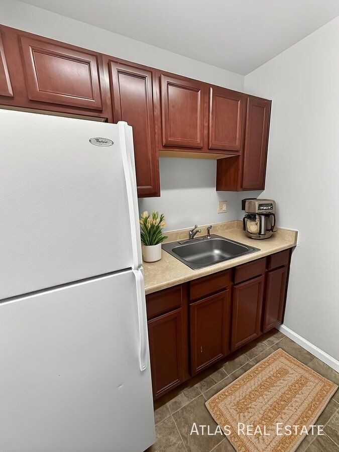 4357 N Chestnut St #202 - Photo 4 of 24