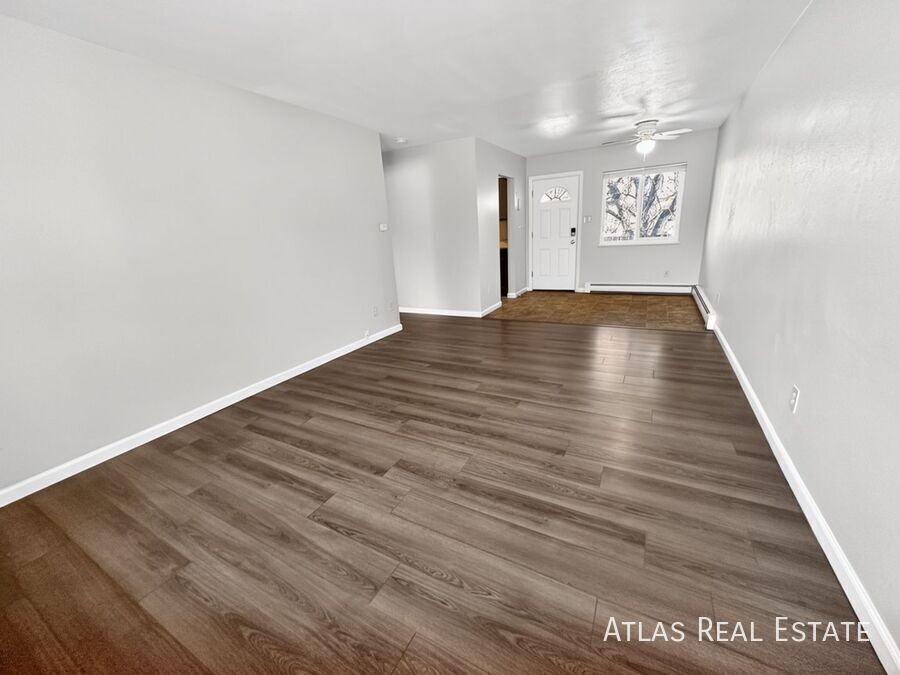 4357 N Chestnut St #202 - Photo 7 of 24
