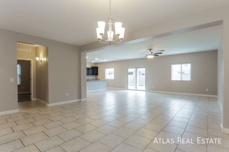 12102 E Metz Dr - Photo 5 of 21