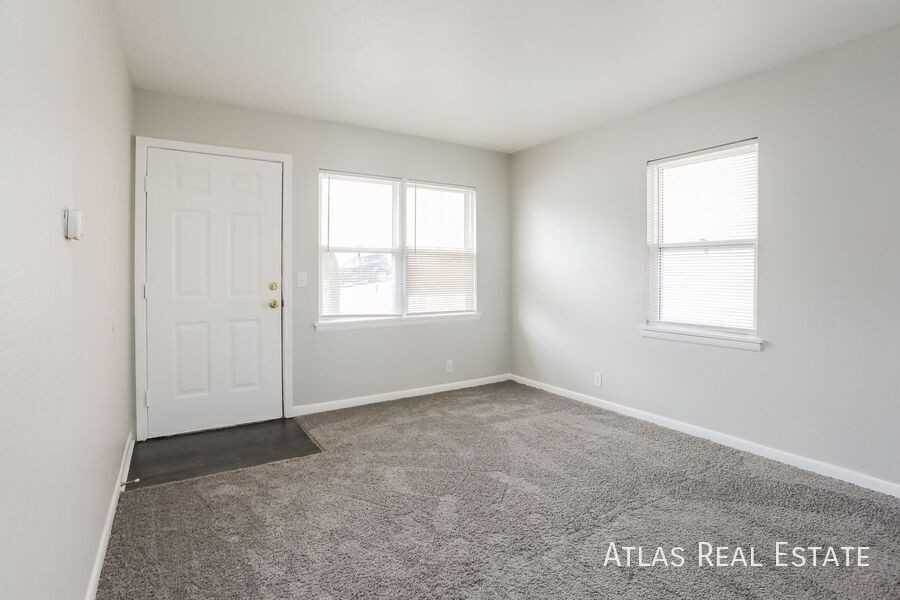 4809 Nw Homestead Rd - Photo 6 of 15