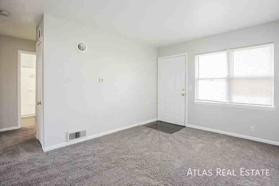 4809 Nw Homestead Rd - Photo 7 of 15