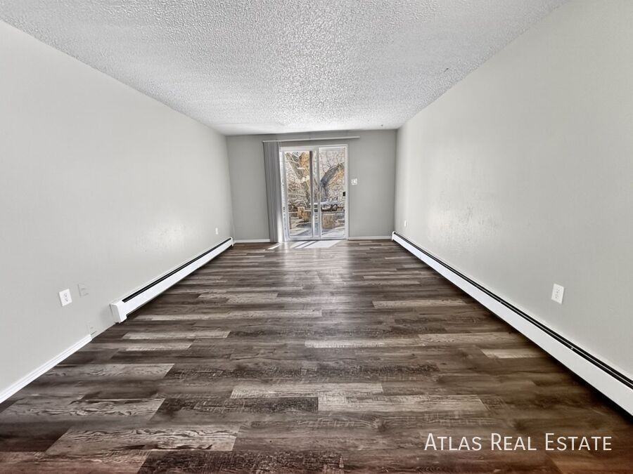 461 El Paso Blvd #E - Photo 2 of 25