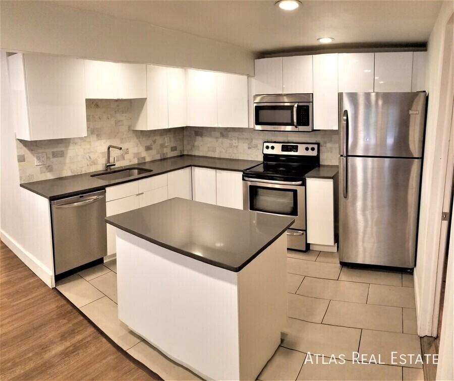 1568 Youngfield St #B - Photo 7 of 20