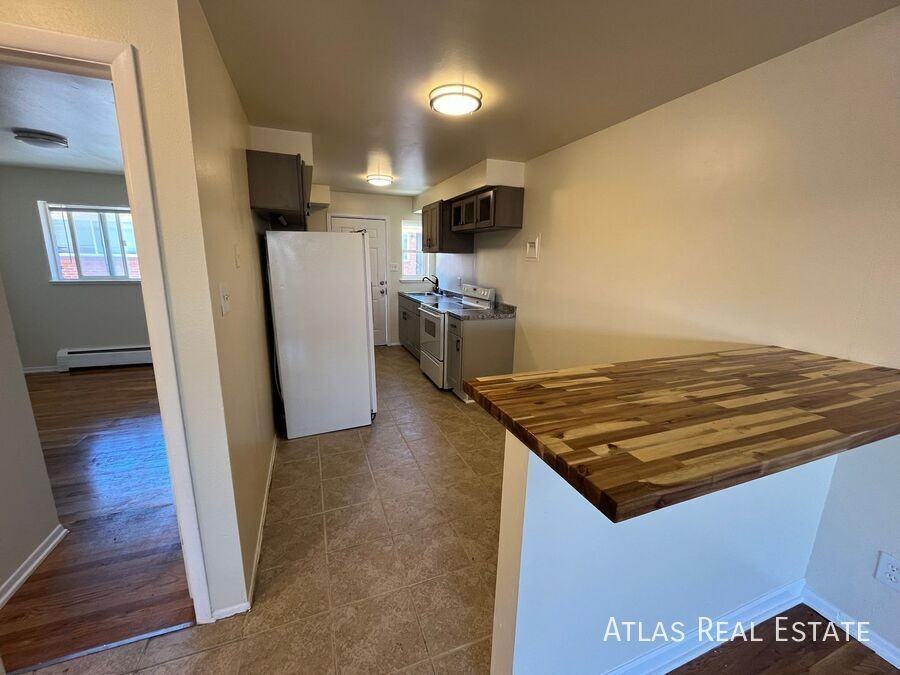 1755 Chester St #4 - Photo 7 of 10