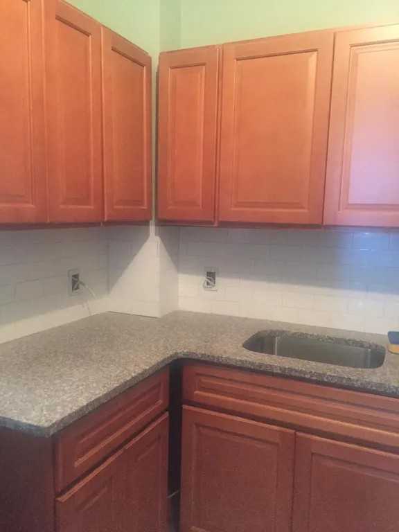 29 S 7th St #4 - Photo 3 of 11