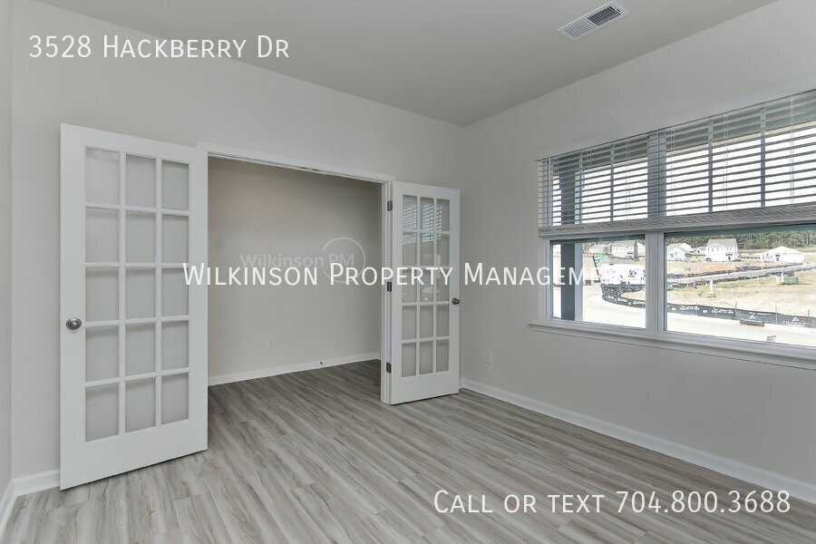 3528 Hackberry Dr - Photo 6 of 46