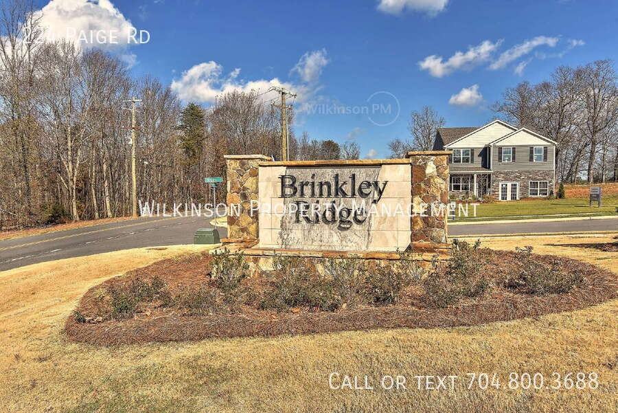 224 Paige Rd - Photo 3 of 49