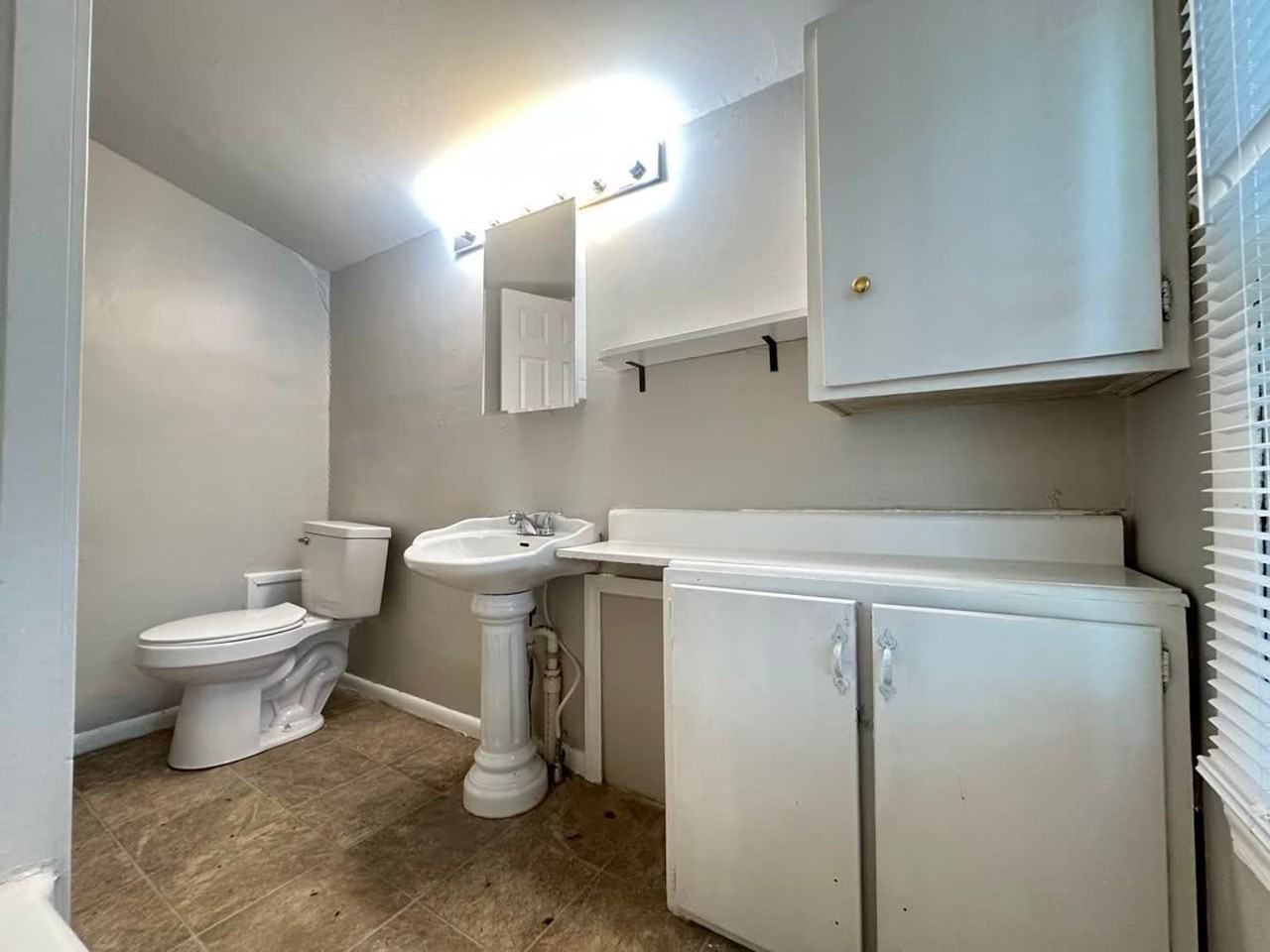 339 5th St #1 - Photo 7 of 9