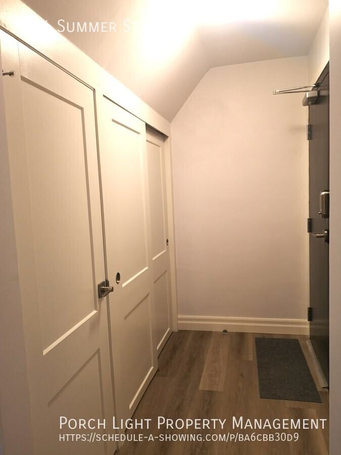 6074 Summer St #4 - Photo 4 of 7