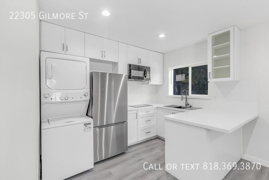 22305 Gilmore St - Photo 7 of 13