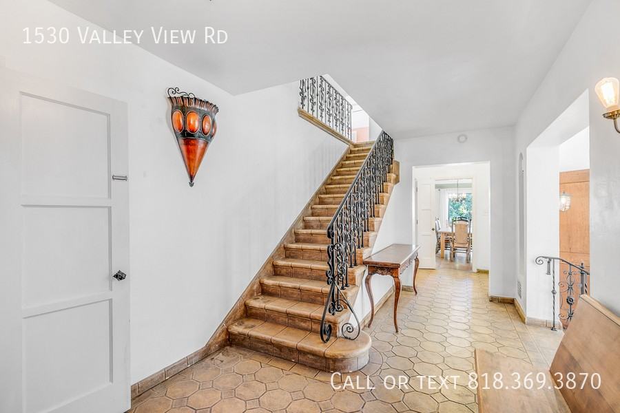 1530 Valley View Rd - Photo 7 of 50