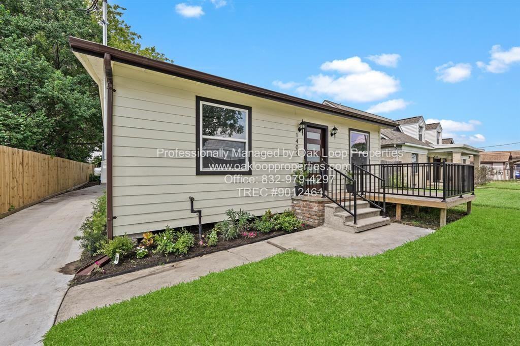 1404 Des Jardines St - Photo 2 of 30