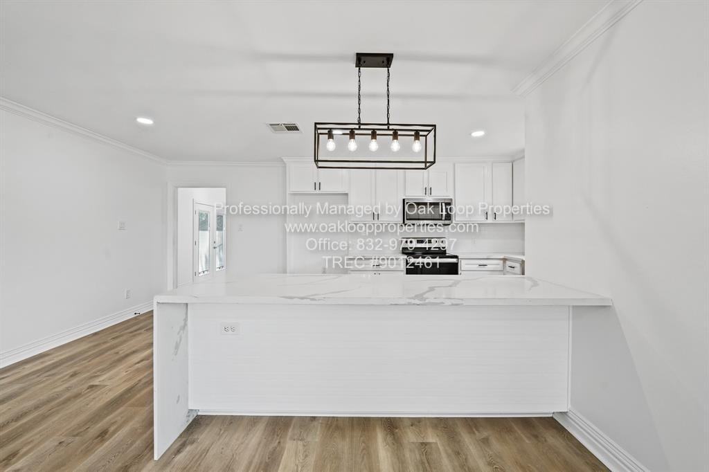 1404 Des Jardines St - Photo 5 of 30