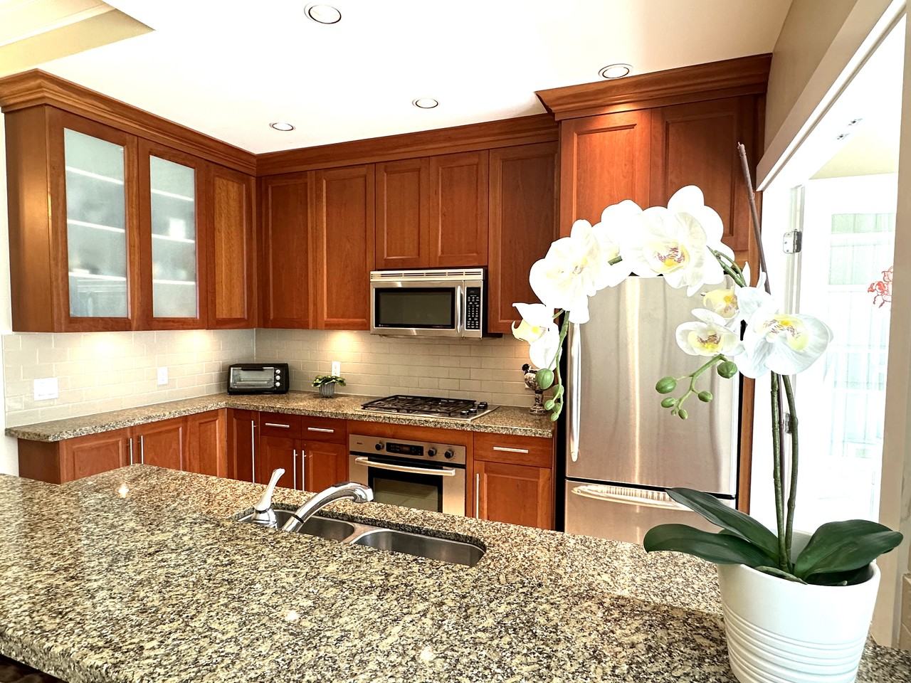 4685 Valley Drive #110 - Photo 4 of 12