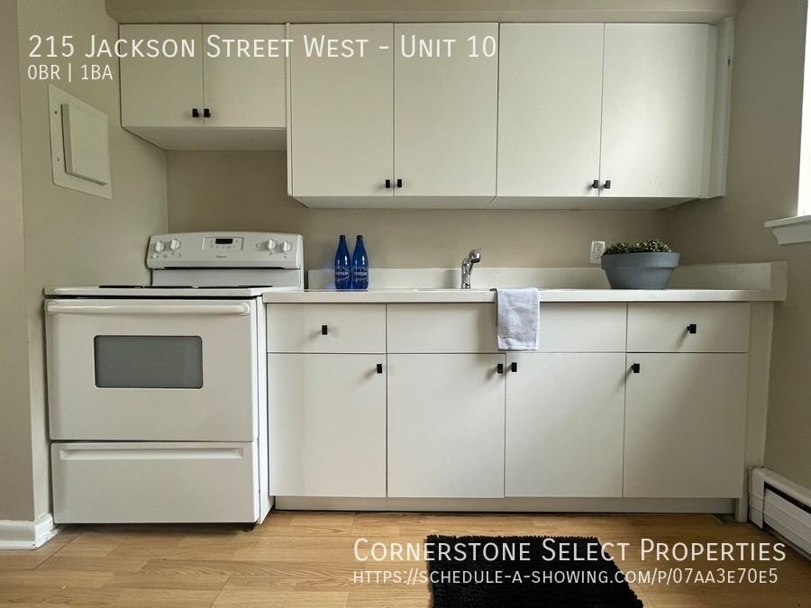 215 Jackson St W #10 - Photo 6 of 20