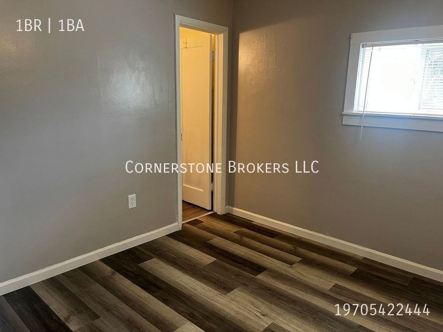 314 W Beaver Ave - Photo 4 of 6