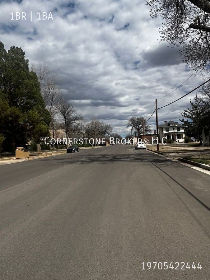 314 W Beaver Ave - Photo 5 of 6