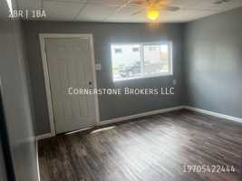 featured image of 213 E Edmunds St