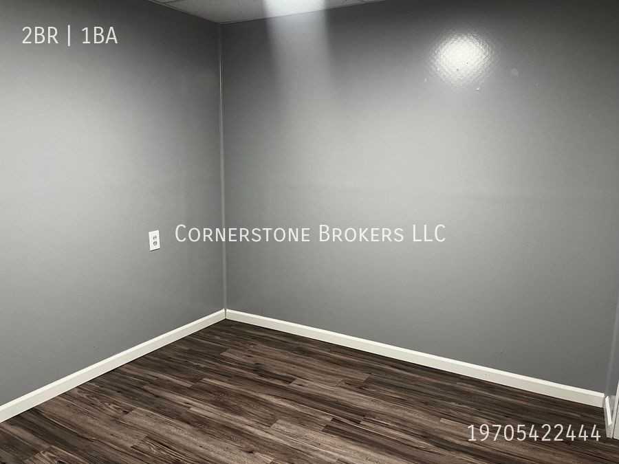 213 E Edmunds St - Photo 4 of 6