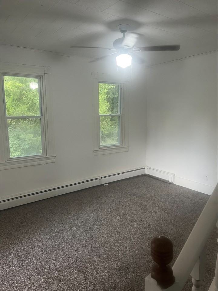 206 Welles St - Photo 7 of 26