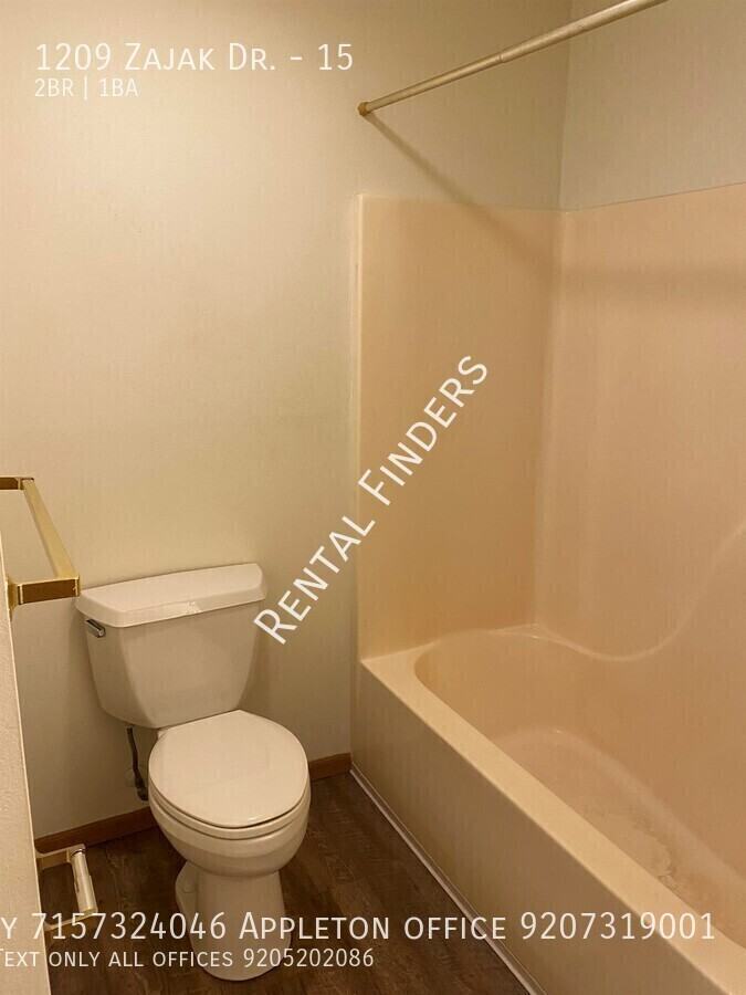 1209 Zajak Dr #15 - Photo 5 of 11