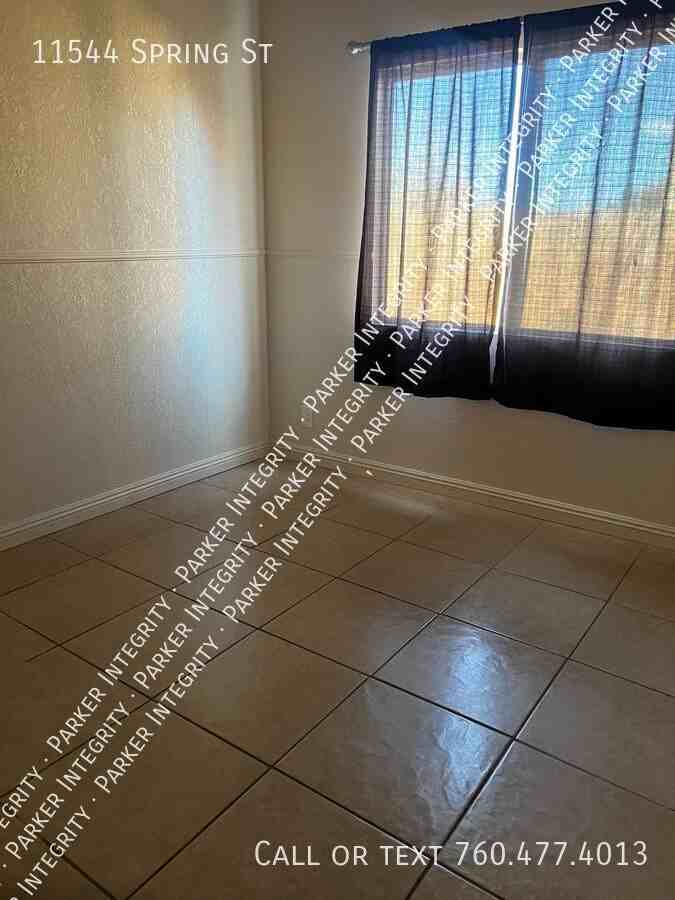 11544 Spring St - Photo 5 of 14