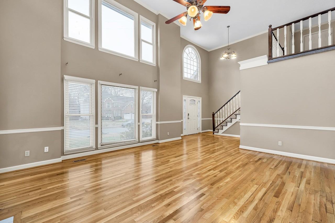 1625 Brandi Ln - Photo 5 of 13