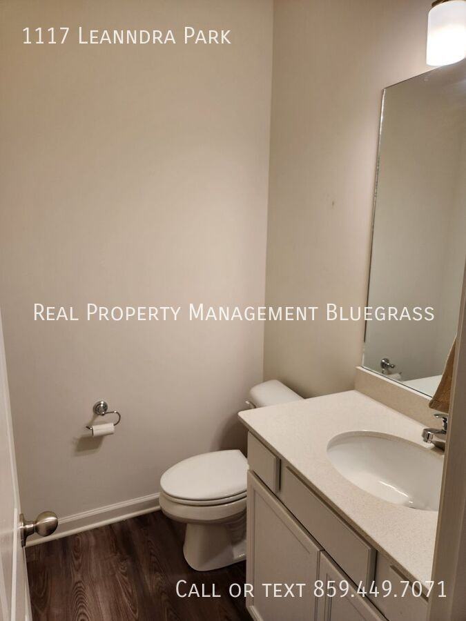 1117 Leanndra Park - Photo 4 of 25