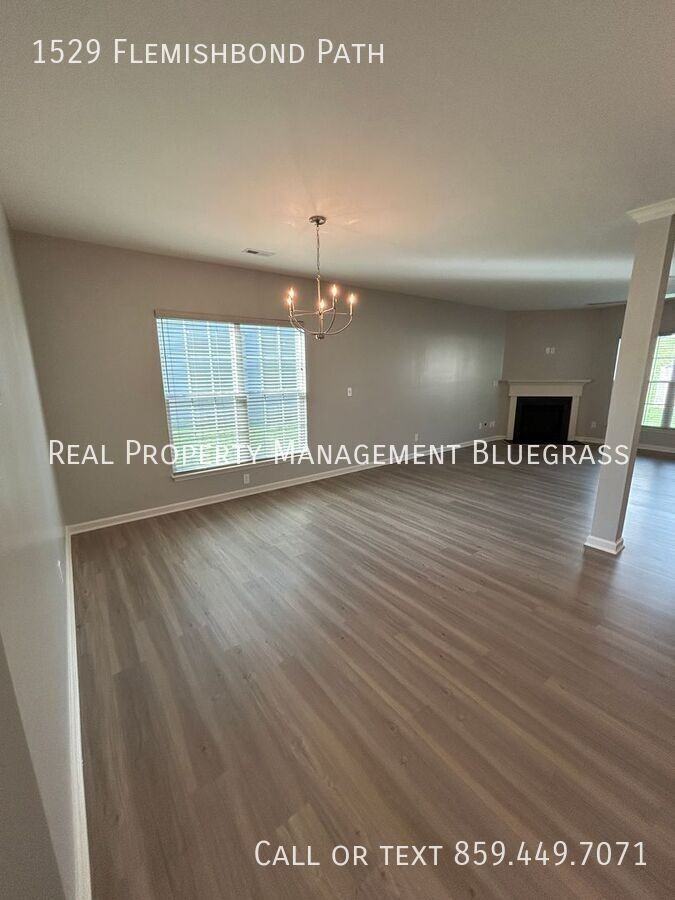 1529 Flemishbond Path - Photo 3 of 26