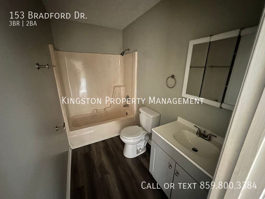 153 Bradford Dr - Photo 6 of 15
