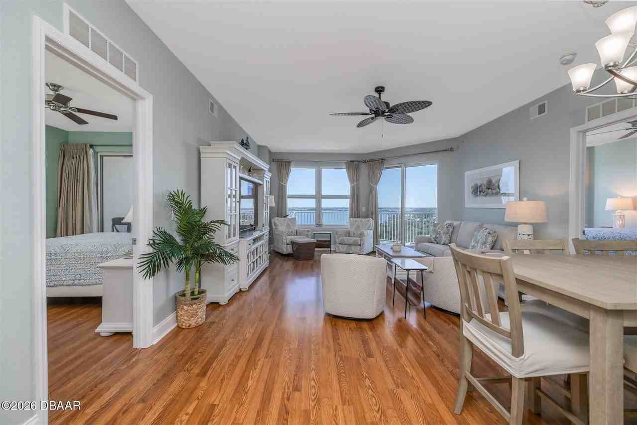 2801 S Ridgewood Ave Unit 1002 - Photo 3 of 50