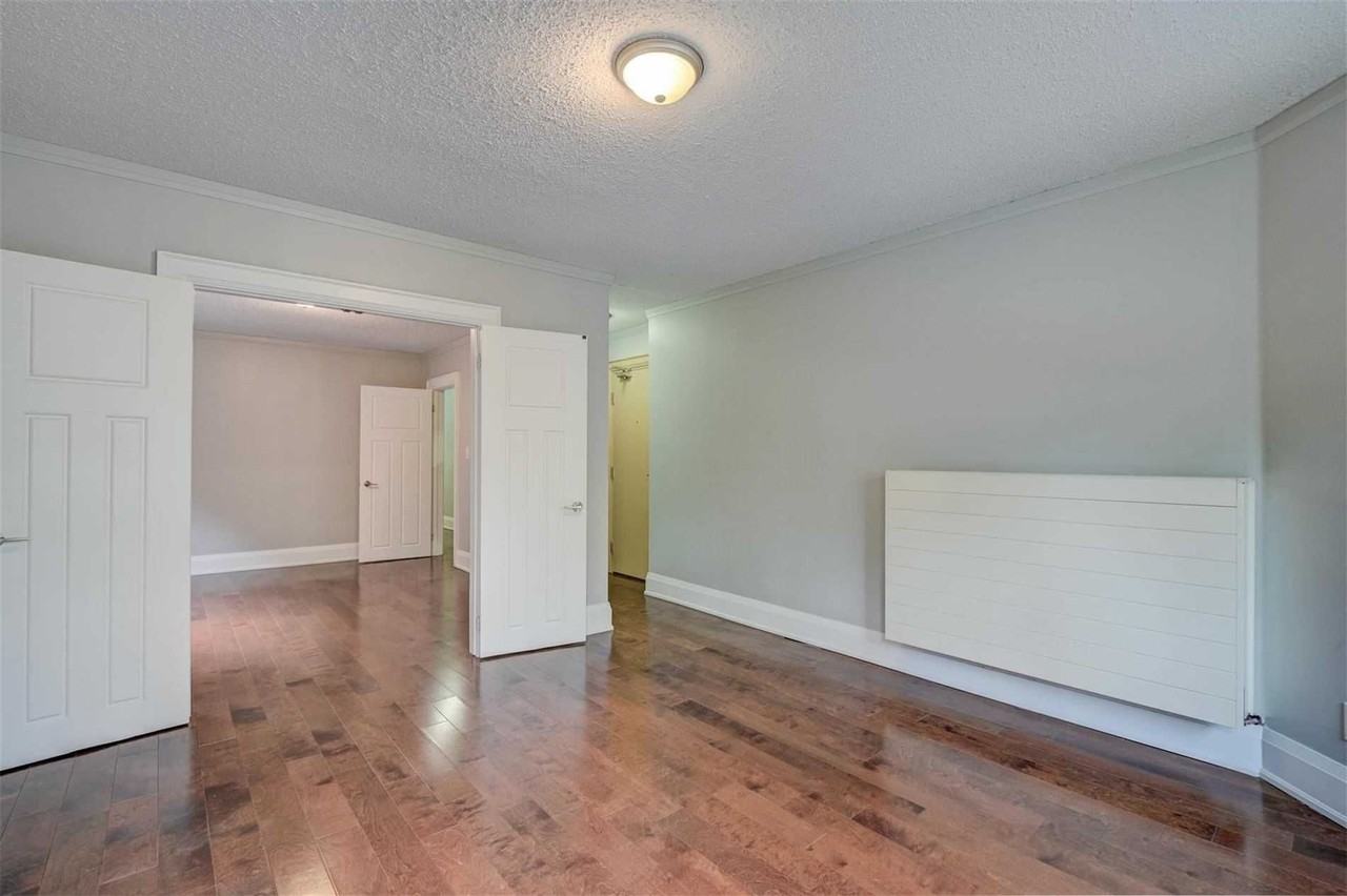 7 Walmsley Boulevard #400 - Photo 3 of 9