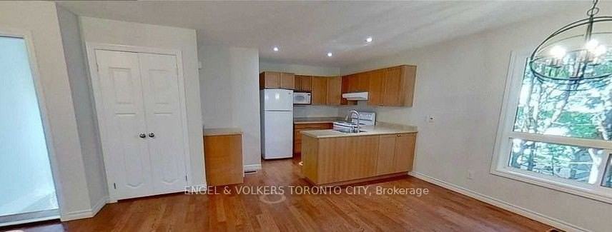 17 Centre St - Photo 3 of 18