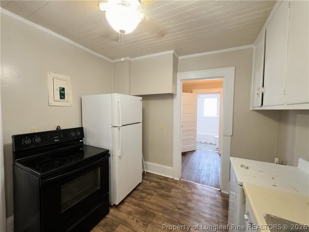 200 Judd St - Photo 3 of 16