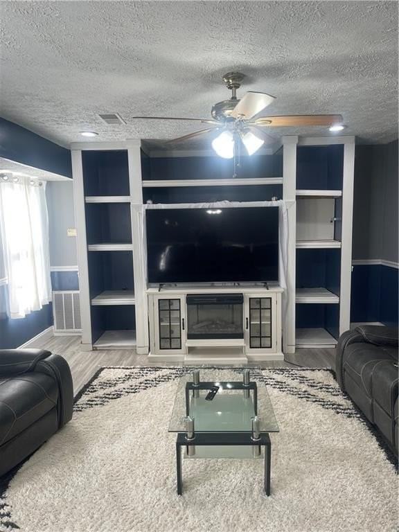 449 Bramlett Way Unit B - Photo 3 of 12